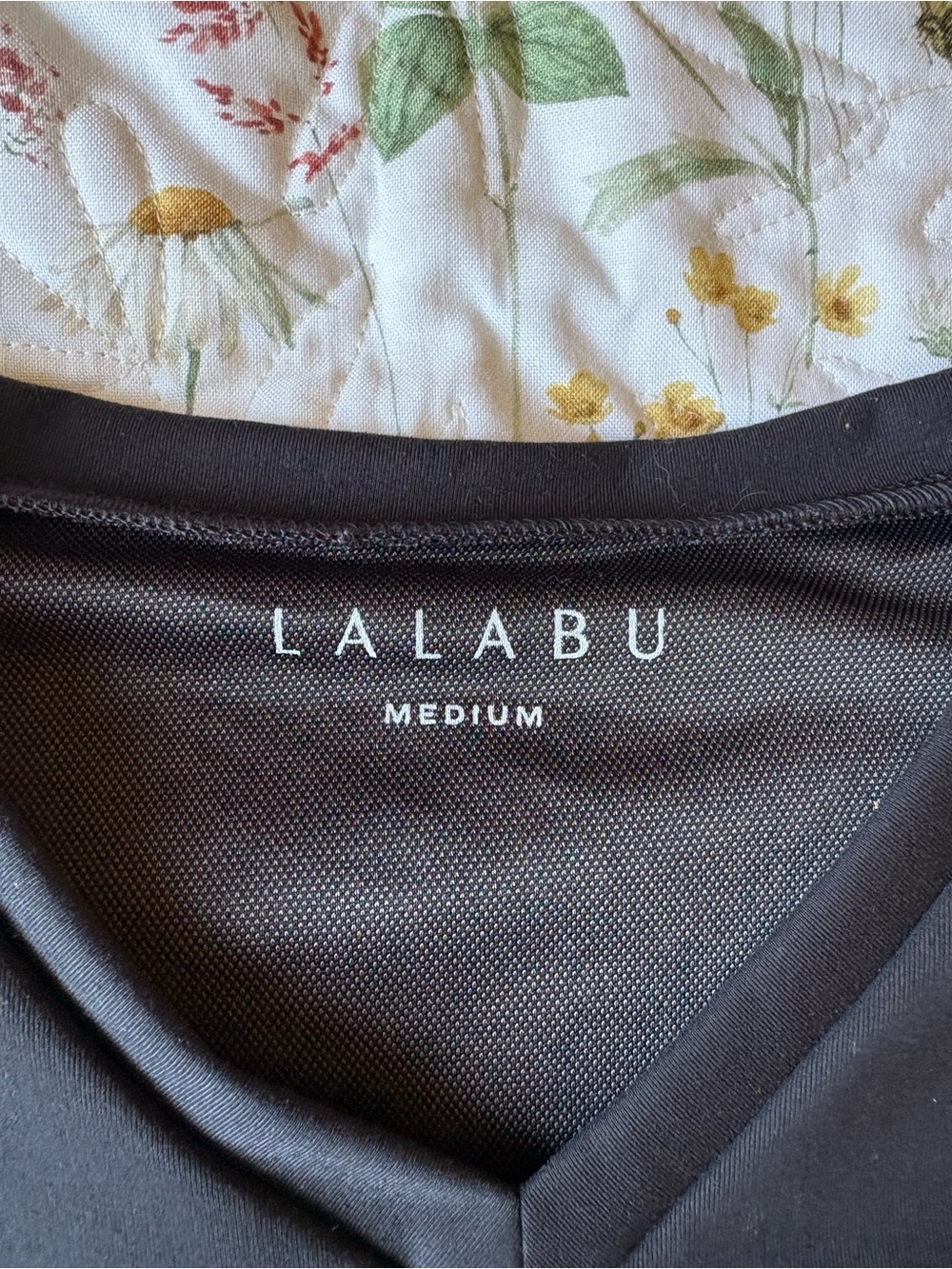 LALABU Men's Black Babywearing T Shirt - Medium